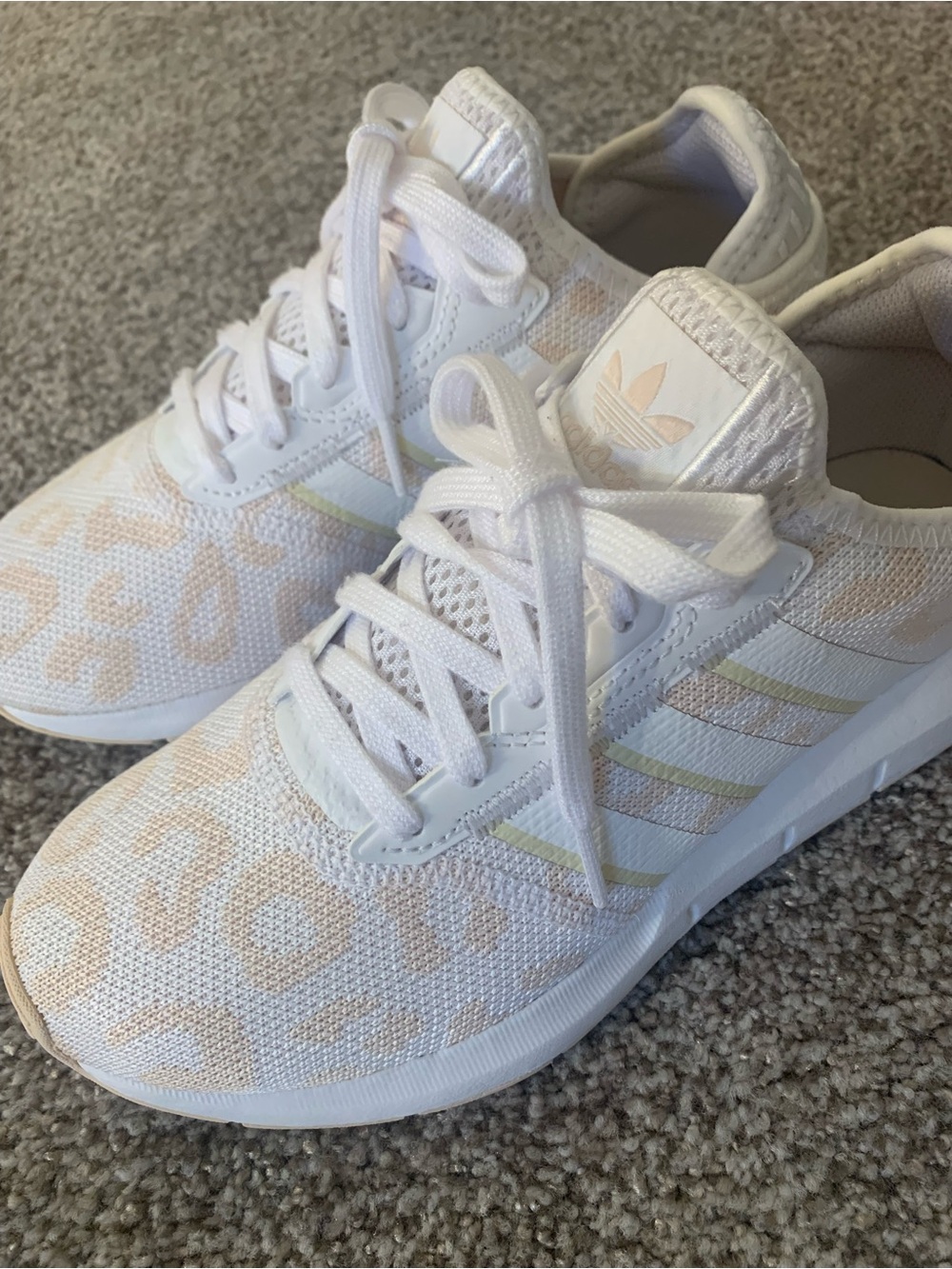 Adidas Womens Swift Run - Picture 4 of 7